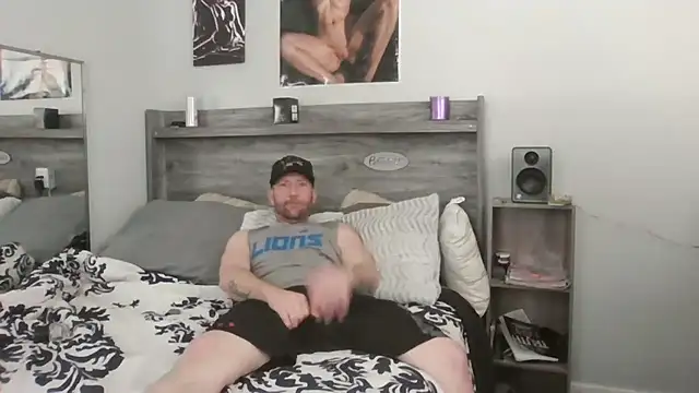 Edward LongCock online show from 12-22-24, 03:11