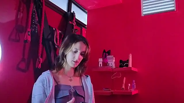 Ambar Roux  online show from 01-12-26, 01:16