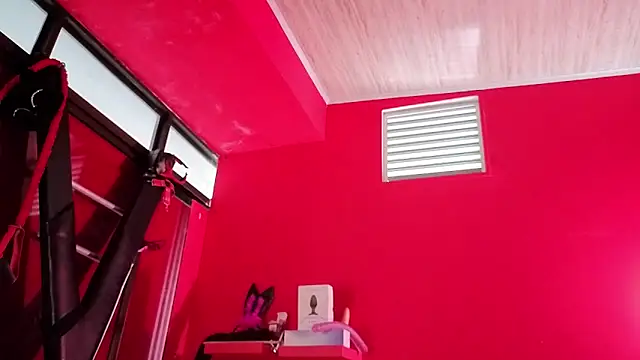 Ambar Roux  online show from 02-07-26, 02:54