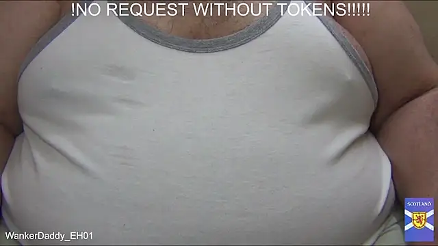 Snapshot of WANKERDADDY_EH01 chatting on 02-04-26, 12:16 WANKERDADDY EH01 online show from 02-04-26, 12:16