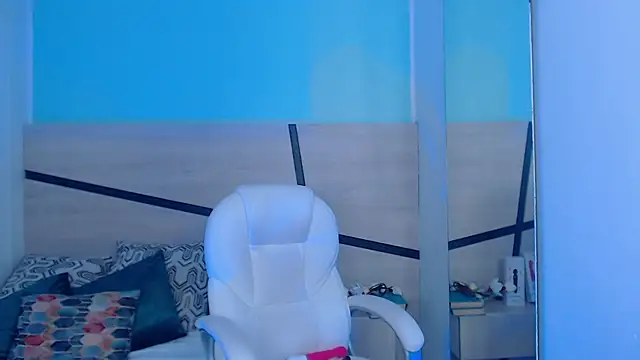 violeta leon online show from 01-08-25, 03:08