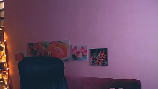 Hot Milady online show from 01-27-25, 10:16