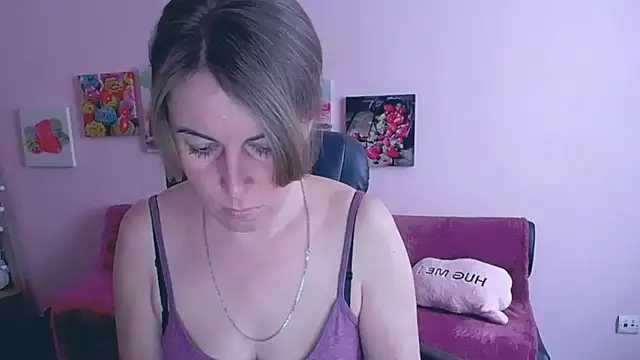 Hot Milady online show from 03-06-25, 08:08