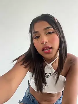 Snapshot of Mariangel_11 chatting on 01-07-25, 01:57 Mariangel 11 online show from 01-07-25, 01:57