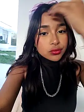 Snapshot of Mariangel_11 chatting on 02-22-25, 11:03 Mariangel 11 online show from 02-22-25, 11:03