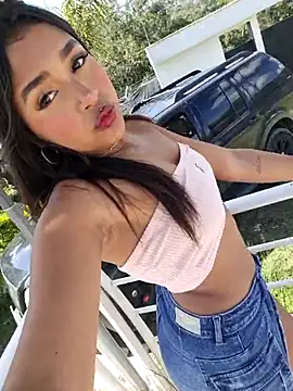 Snapshot of Mariangel_11 chatting on 09-23-25, 02:09 Mariangel 11 online show from 09-23-25, 02:09