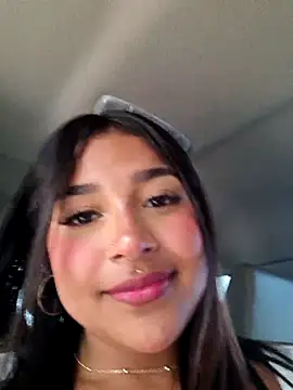 Snapshot of Mariangel_11 chatting on 10-13-25, 03:56 Mariangel 11 online show from 10-13-25, 03:56