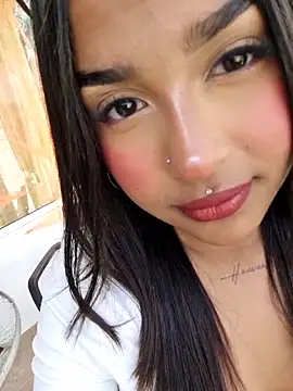 Snapshot of Mariangel_11 chatting on 10-28-25, 02:09 Mariangel 11 online show from 10-28-25, 02:09