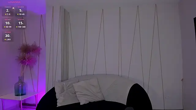 ValeriaRoldanX online show from 05-25-26, 11:38