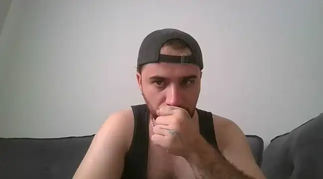 Snapshot of TomAlex chatting on 12-21-24, 07:27 TomAlex online show from 12-21-24, 07:27