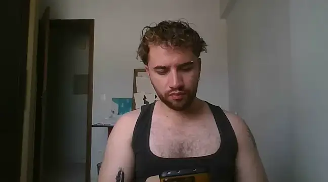 Snapshot of TomAlex chatting on 01-28-25, 12:11 TomAlex online show from 01-28-25, 12:11