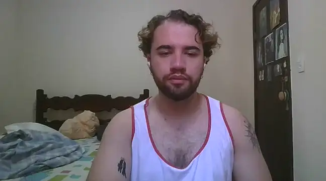 Snapshot of TomAlex chatting on 02-09-25, 01:14 TomAlex online show from 02-09-25, 01:14