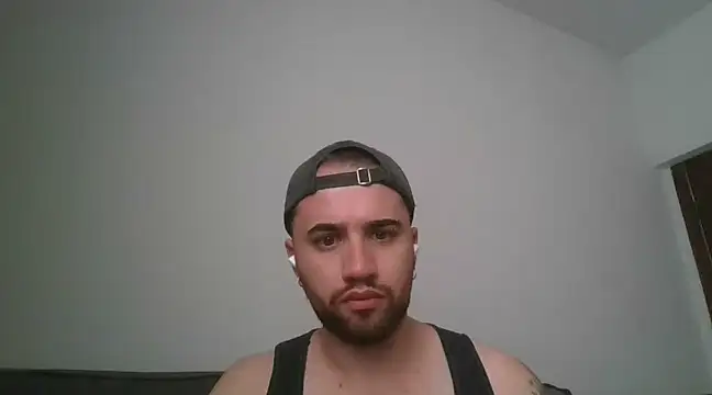 Snapshot of TomAlex chatting on 03-06-25, 12:30 TomAlex online show from 03-06-25, 12:30