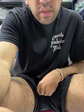 Snapshot of JuanZapata33 chatting on 12-24-24, 06:50 JuanZapata33 online show from 12-24-24, 06:50