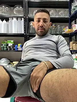 Snapshot of JuanZapata33 chatting on 12-27-24, 06:53 JuanZapata33 online show from 12-27-24, 06:53