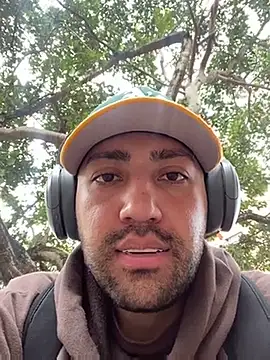 Snapshot of JuanZapata33 chatting on 01-01-25, 08:47 JuanZapata33 online show from 01-01-25, 08:47