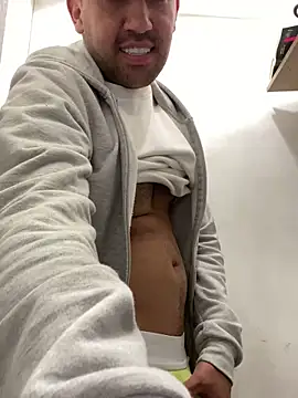 Snapshot of JuanZapata33 chatting on 01-22-25, 07:56 JuanZapata33 online show from 01-22-25, 07:56