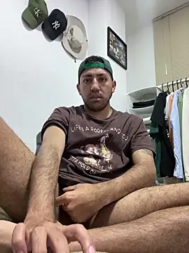 Snapshot of JuanZapata33 chatting on 01-24-25, 03:22 JuanZapata33 online show from 01-24-25, 03:22