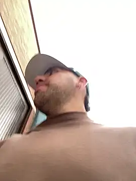 Snapshot of JuanZapata33 chatting on 03-01-25, 08:21 JuanZapata33 online show from 03-01-25, 08:21