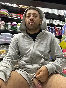 Snapshot of JuanZapata33 chatting on 02-10-26, 10:25 JuanZapata33 online show from 02-10-26, 10:25