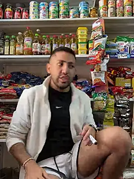 Snapshot of JuanZapata33 chatting on 02-20-26, 08:53 JuanZapata33 online show from 02-20-26, 08:53