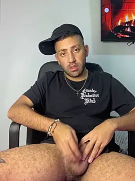 Snapshot of JuanZapata33 chatting on 03-11-26, 09:21 JuanZapata33 online show from 03-11-26, 09:21