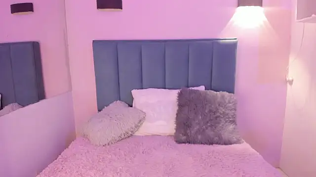 Snapshot of Hannie_ws chatting on 02-26-26, 04:55 Hannie ws online show from 02-26-26, 04:55