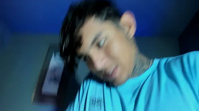 Travistanner 28 online show from 10-22-25, 03:18