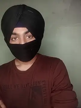 Snapshot of weeif chatting on 11-24-25, 04:29 weeif online show from 11-24-25, 04:29