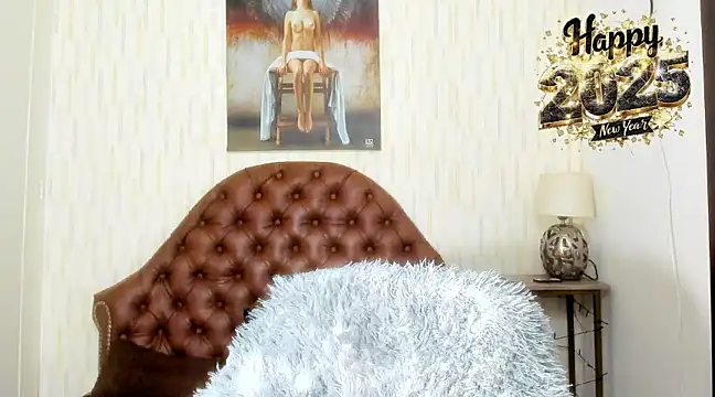 Snapshot of charlotte_ebony chatting on 01-07-25, 07:06 charlotte ebony online show from 01-07-25, 07:06