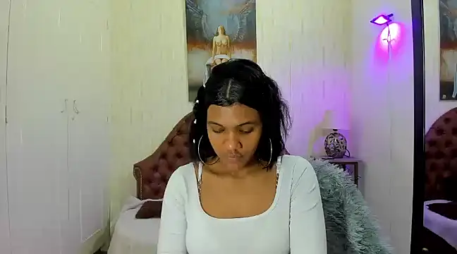 Snapshot of charlotte_ebony chatting on 02-05-25, 07:31 charlotte ebony online show from 02-05-25, 07:31