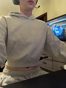 Snapshot of YourFavTwinkie chatting on 03-26-26, 03:56 YourFavTwinkie online show from 03-26-26, 03:56