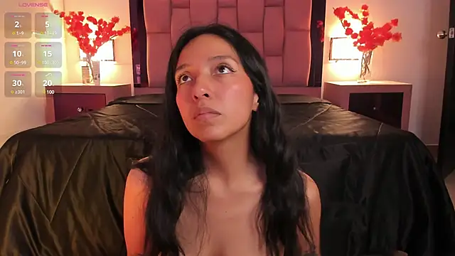 Snapshot of Valery_wang chatting on 12-02-24, 01:25 Valery wang online show from 12-02-24, 01:25