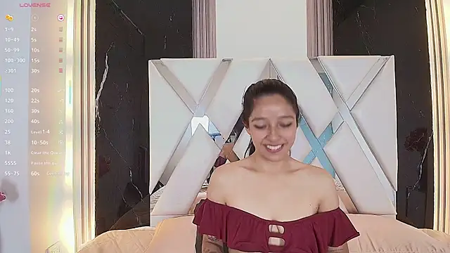 Snapshot of Valery_wang chatting on 03-07-25, 02:45 Valery wang online show from 03-07-25, 02:45