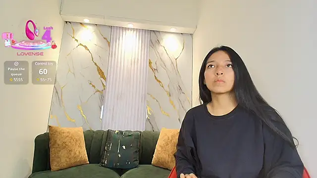 Snapshot of Valery_wang chatting on 03-11-25, 11:44 Valery wang online show from 03-11-25, 11:44