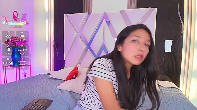 Snapshot of Valery_wang chatting on 03-15-25, 12:02 Valery wang online show from 03-15-25, 12:02