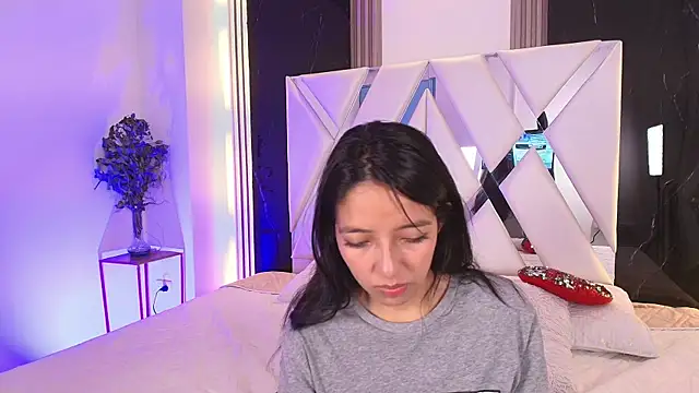 Snapshot of Valery_wang chatting on 03-20-25, 12:00 Valery wang online show from 03-20-25, 12:00