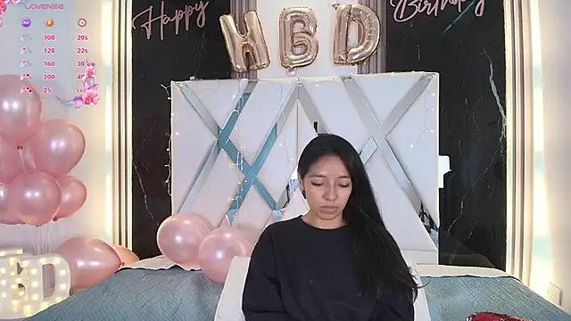 Snapshot of Valery_wang chatting on 03-22-25, 03:31 Valery wang online show from 03-22-25, 03:31