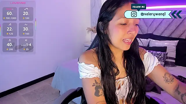 Snapshot of Valery_wang chatting on 02-13-26, 12:23 Valery wang online show from 02-13-26, 12:23