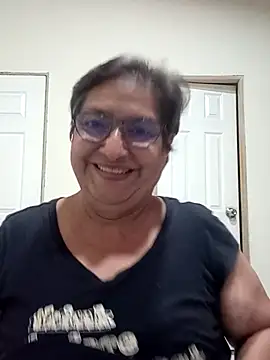 Snapshot of florecita69 chatting on 03-18-25, 03:09 florecita69 online show from 03-18-25, 03:09