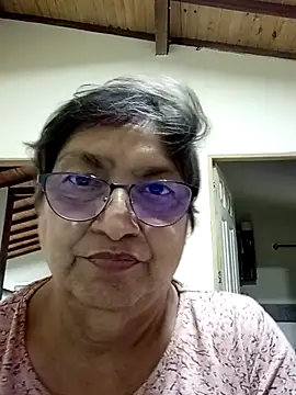 Snapshot of florecita69 chatting on 03-22-25, 10:04 florecita69 online show from 03-22-25, 10:04