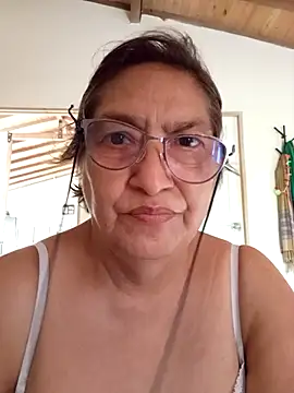 florecita69 online show from 10-26-25, 02:23