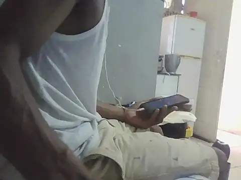 Snapshot of BIGBLACKCOOCK24- chatting on 01-28-25, 10:23 BIGBLACKCOOCK24- online show from 01-28-25, 10:23