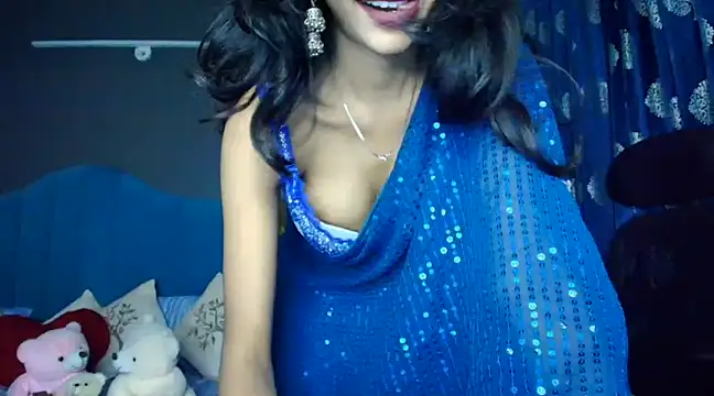 Snapshot of CUTE_princess_143 chatting on 02-06-25, 05:51 CUTE princess 143 online show from 02-06-25, 05:51