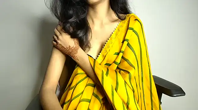 Snapshot of CUTE_princess_143 chatting on 02-27-25, 01:07 CUTE princess 143 online show from 02-27-25, 01:07