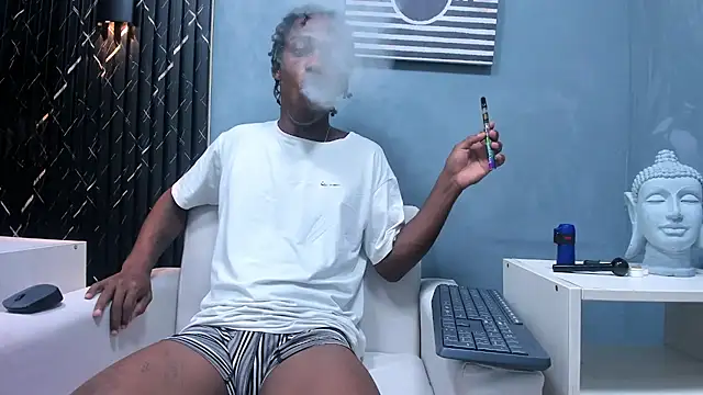 Snapshot of LarryCollin chatting on 01-23-25, 05:24 LarryCollin online show from 01-23-25, 05:24