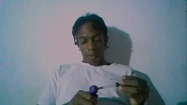 Snapshot of LarryCollin chatting on 01-26-25, 03:27 LarryCollin online show from 01-26-25, 03:27