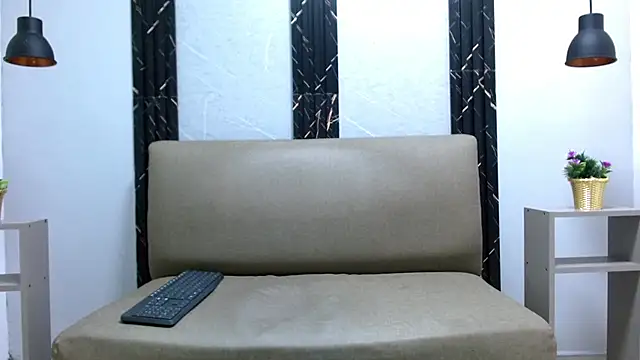 Snapshot of LarryCollin chatting on 02-15-25, 11:03 LarryCollin online show from 02-15-25, 11:03