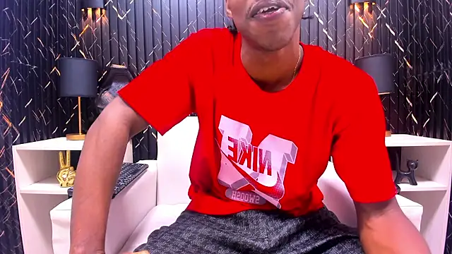 Snapshot of LarryCollin chatting on 03-01-25, 09:51 LarryCollin online show from 03-01-25, 09:51