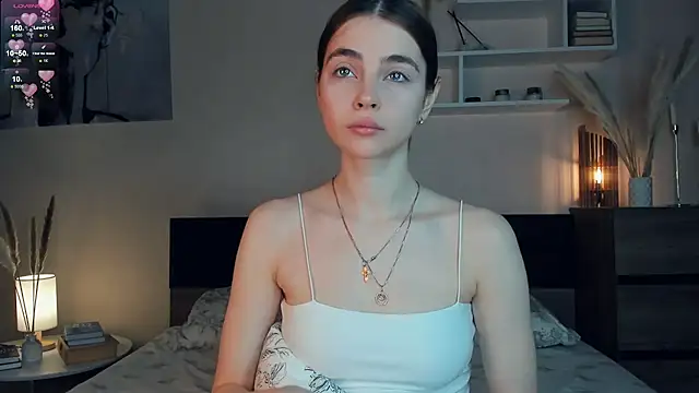 MaryJacksoon online show from 02-13-25, 07:56